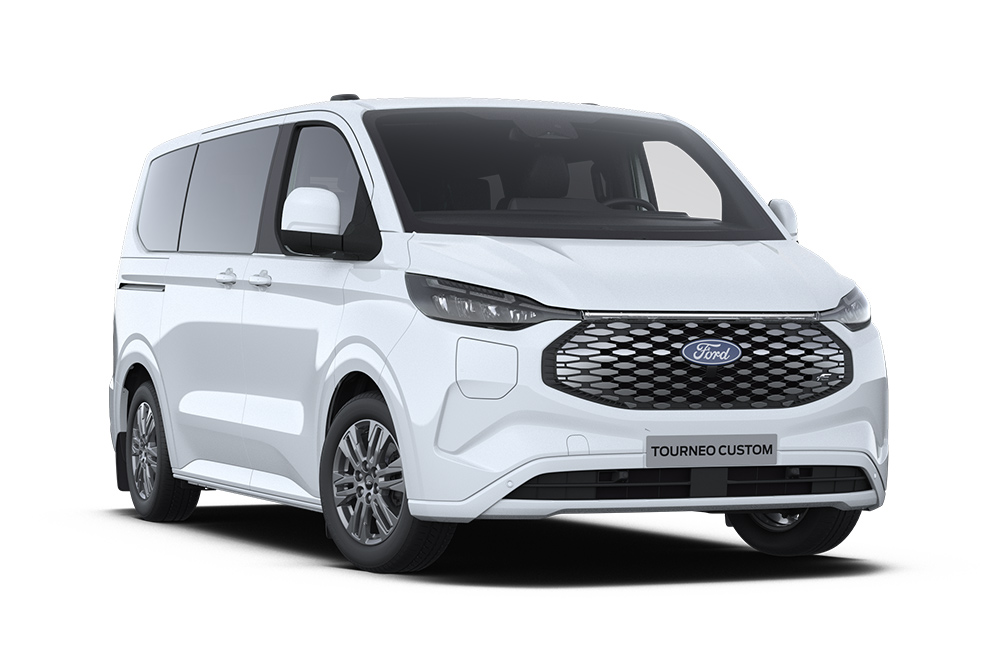 Angle avant gauche d’un Ford E-Tourneo Custom Titanium blanc.