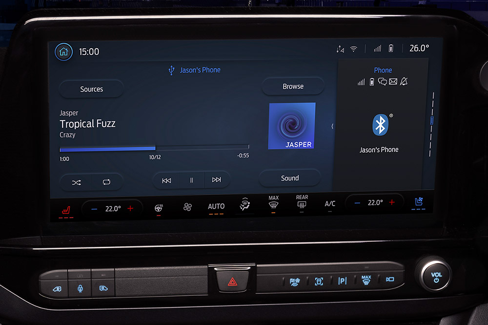 Écran d'infodivertissement dans un Ford Transit Custom.