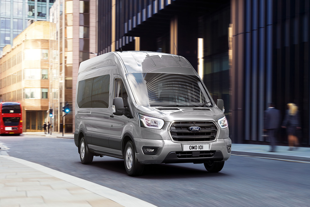 Moteur diesel EcoBlue 2.0 l du Ford Transit Kombi.