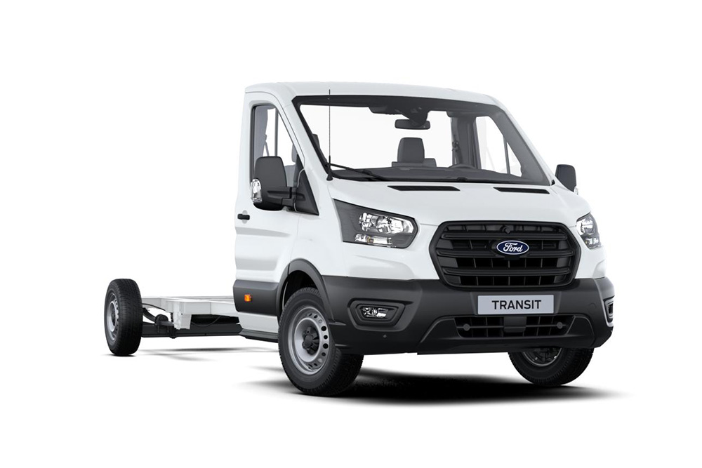 Ford Transit Châssis Squelette blanc sur fond blanc.